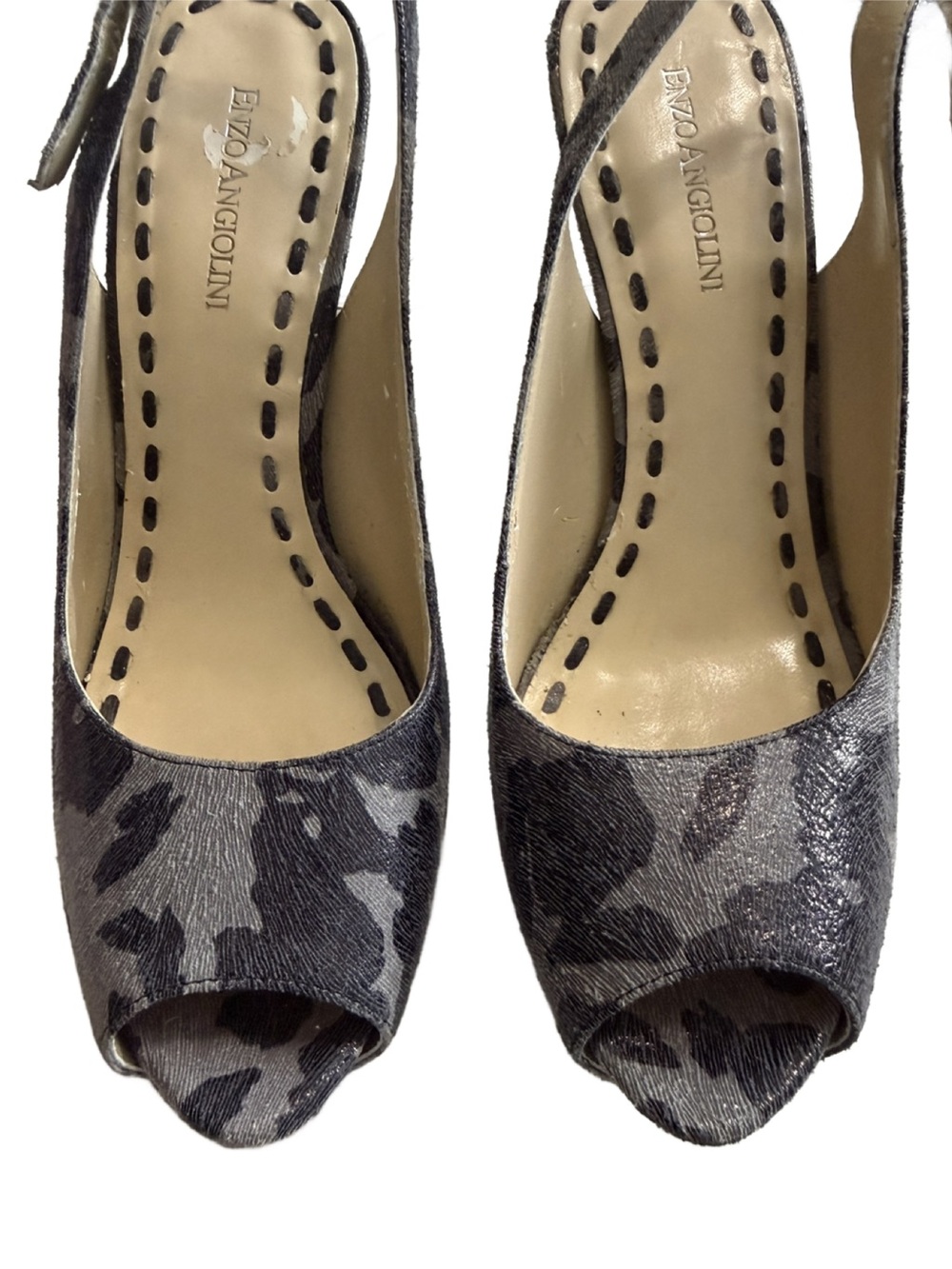 Enzo Angiolini Gray Patterned Peep-Toe Slingback Heels. Size 8M